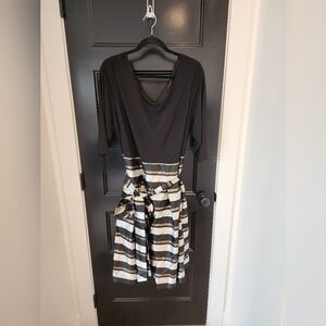 Black/gold/ white dress plus size 22w